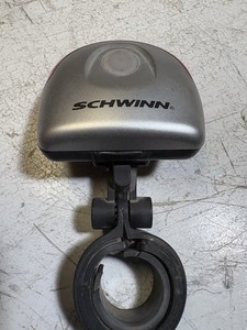Schwinn Vintage rear LED Tail light Reflector, has batteries , works ,3 settings