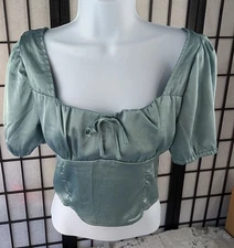 Love Tree Juniors Satin Green Puff Sleeve Top Large Smocked Back Chest 28" EUC