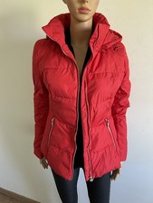 Doudoune rouge avec capuche
