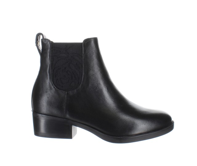 taryn chelsea boot
