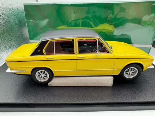 Cult 1/18 Triumph Dolomite Sprint 1975 Yellow - Picture 7 of 10