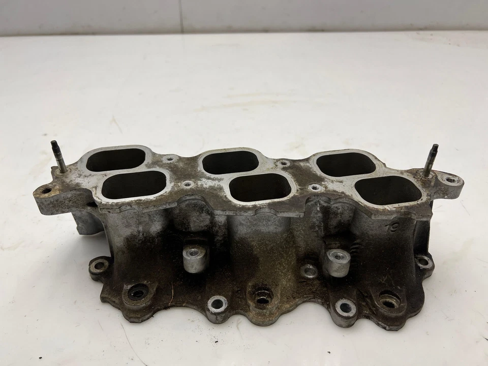 Toyota Sienna 2011-2016 3,5 L colector de admisión inferior Plenum OEM 171110P040 Foto 3 de 4