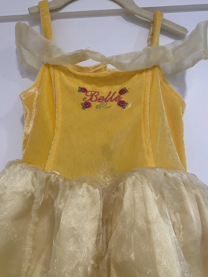 Vestido Disfraz Princesa Bella Disney 3-4 Años. Vestido largo de tul para Halloween Foto 2 de 4
