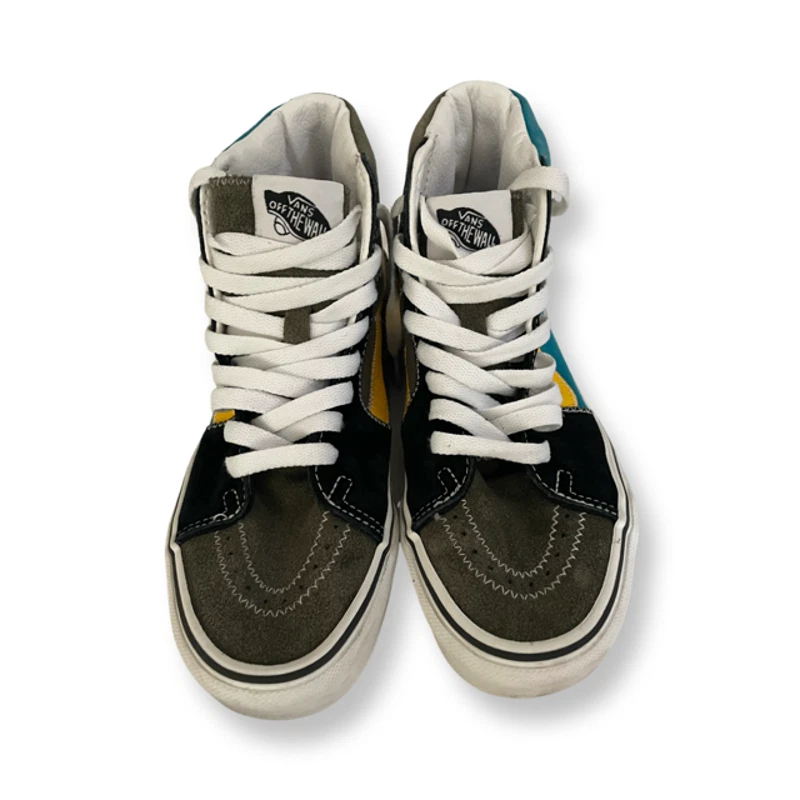 Yellow vans with black zig zag sale