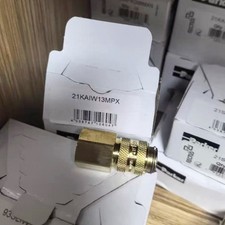 1PC Parker 21KAIW13MPX quick connector