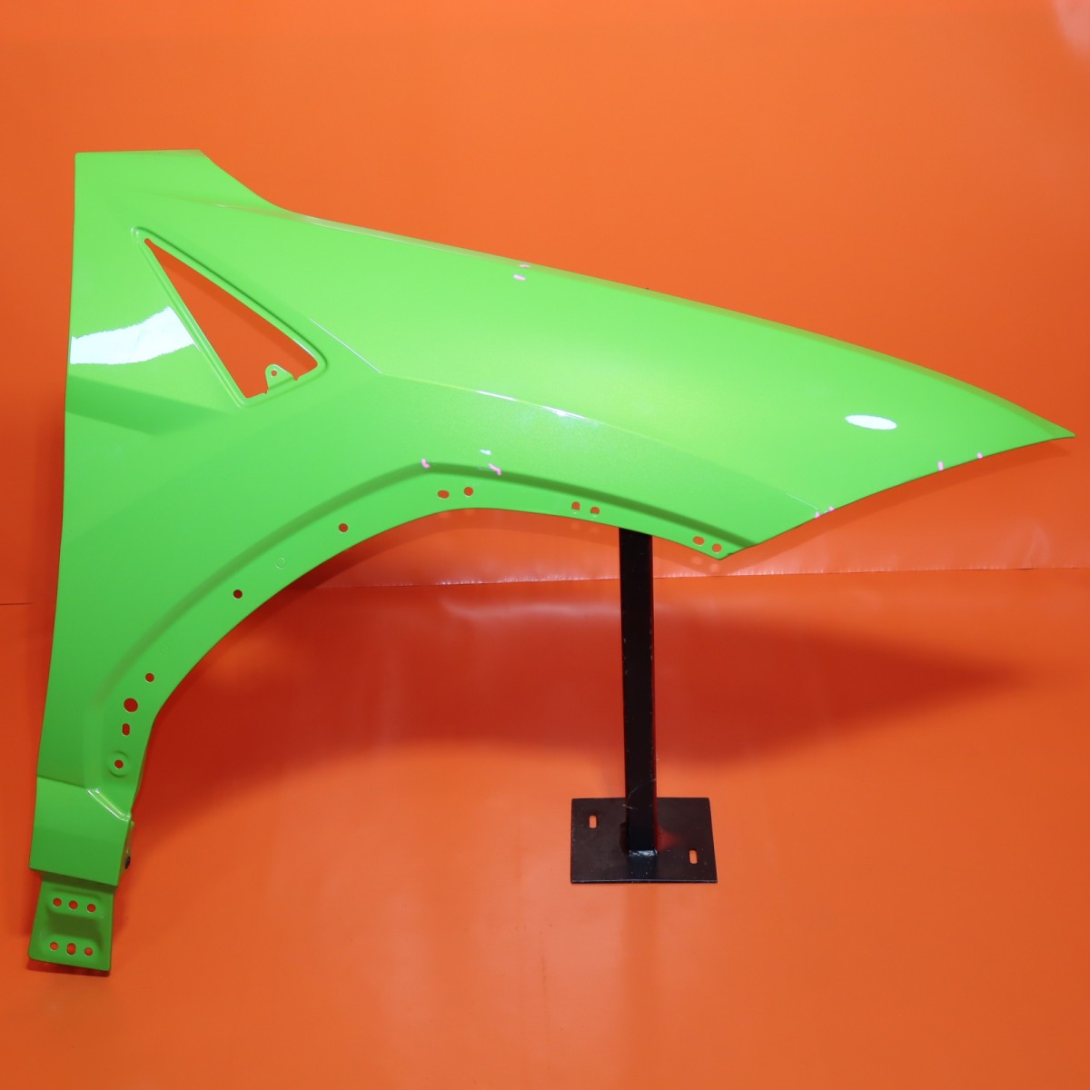Lamborghini Urus 2019-2023 Right Fender