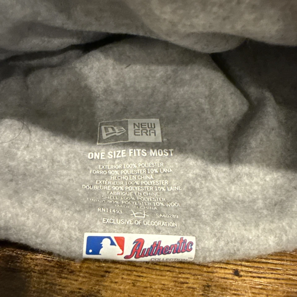 Seattle Mariners Beanie - New Era  Lined Stripe Knit Hat - Winter Baseball - Image 4 of 4