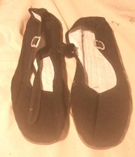 Vintage Easy USA GongFu Mary Jane Style Slippers China Size 38