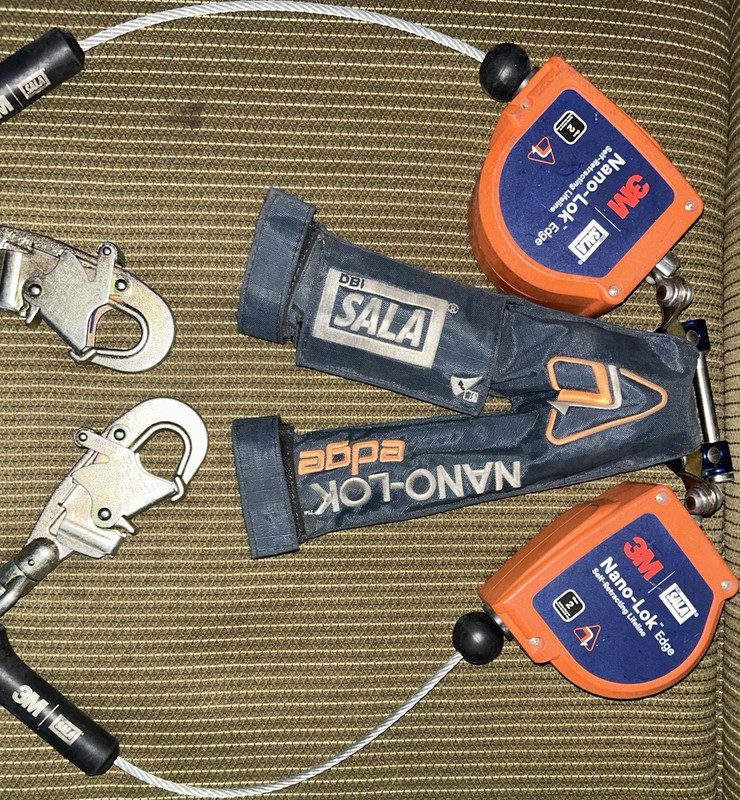 3M DBI-SALA Nano-Lok Edge Twin Self Retracting Lifeline w/ Snap Hooks 3500282
