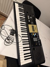 Yamaha YPT-220 Digital Electronic Keyboard Black