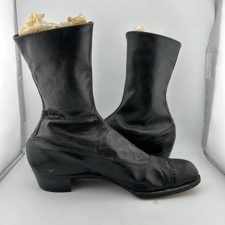 古董 19 世纪女士维多利亚靴黑色纽扣皮革破旧别致装饰 — 第 4/4 张图片