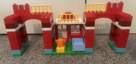 Lego Duplo 10593 Fire Station 100% COMPLETE Set Fire Truck Fireman Retired!