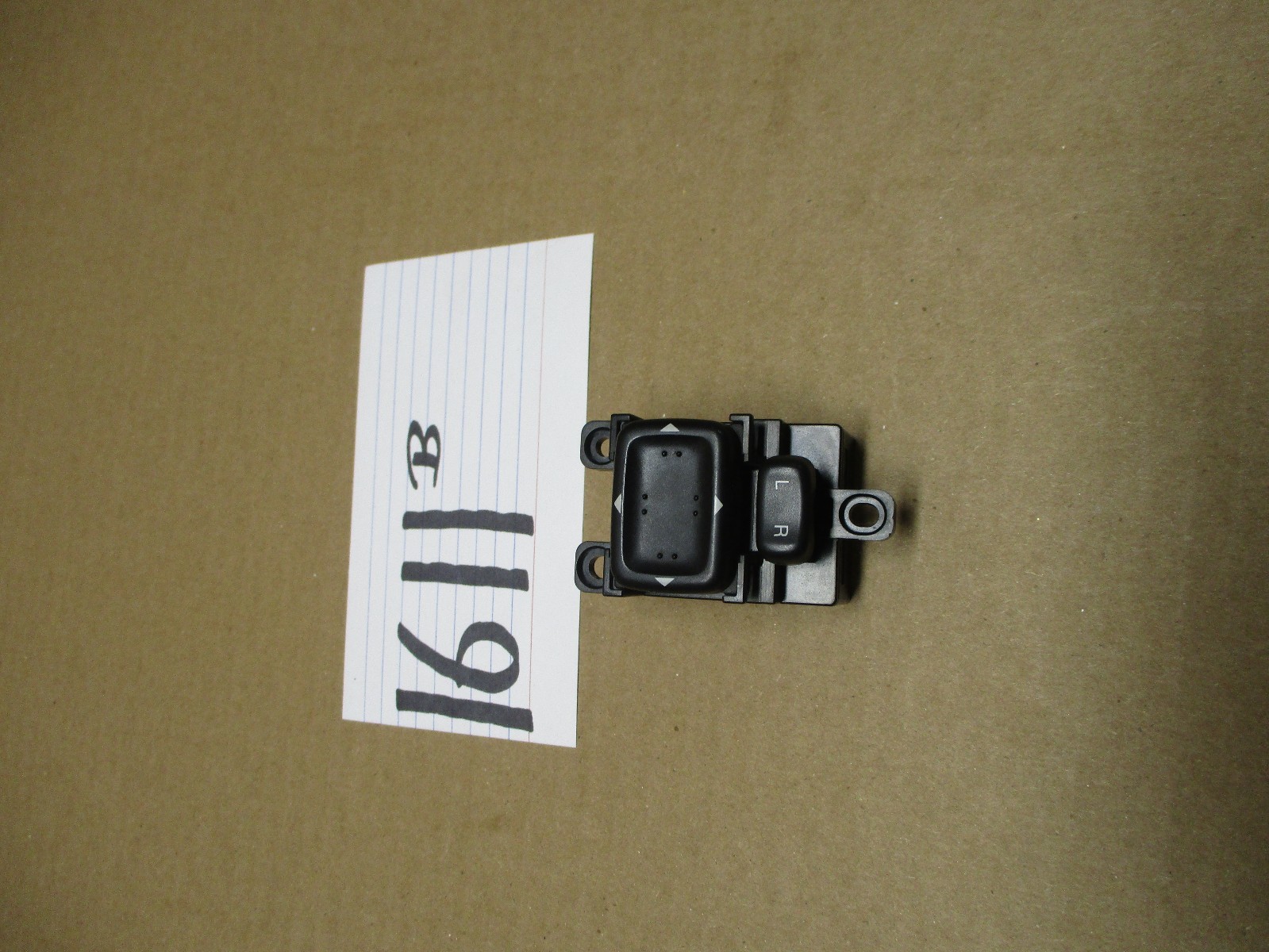 2003 2004 2005 Mazda 6 Side Mirror Switch Control Power #1611-B