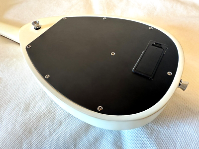 【期間限定セール】VOX　Electric Ukulele　VEU-33C VOX ELEUKU VEU-33C Electric Ukulele Built-in Speaker White | eBay