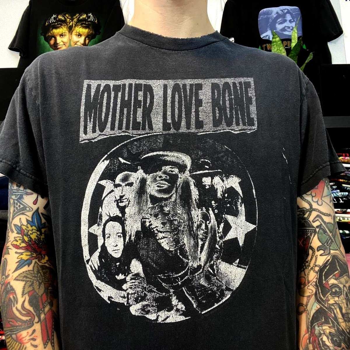 トップス Rare 90s MOTHER LOVE BONE XL 1990 Mother Love Bone Band 90s basic black Unisex short sleeve T shirt