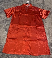 New Go Softly women's 100% polyester Satin Sleeping Shirt Gown Red Sz Small