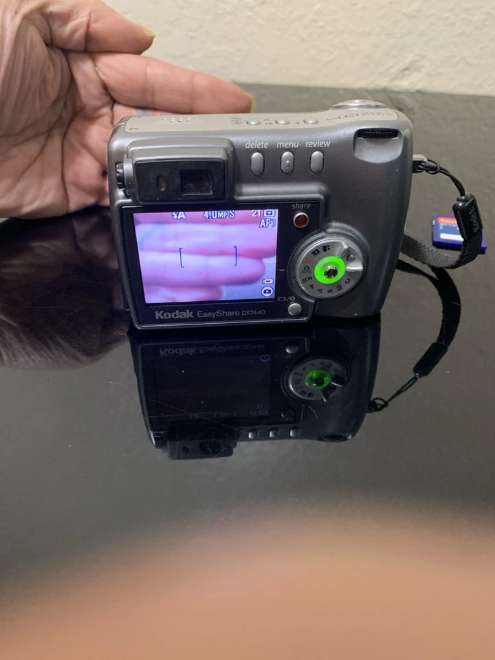 Kodak EasyShare DX7440 4MP Digital Camera CCD Silver Digicam TESTED (No Charger) - Image 2 of 4