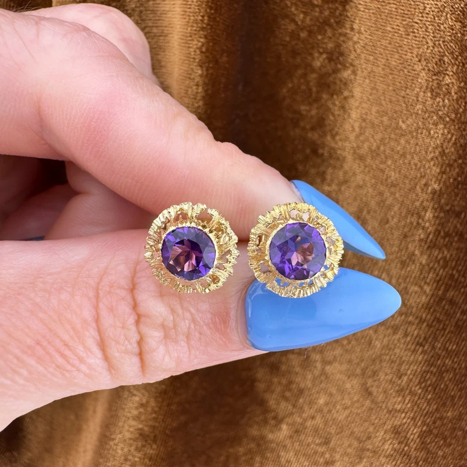 Vintage 18K Yellow Gold Amethyst Floral Stud Earrings Screw Back 2.2g 10.8mm - Image 2 of 4
