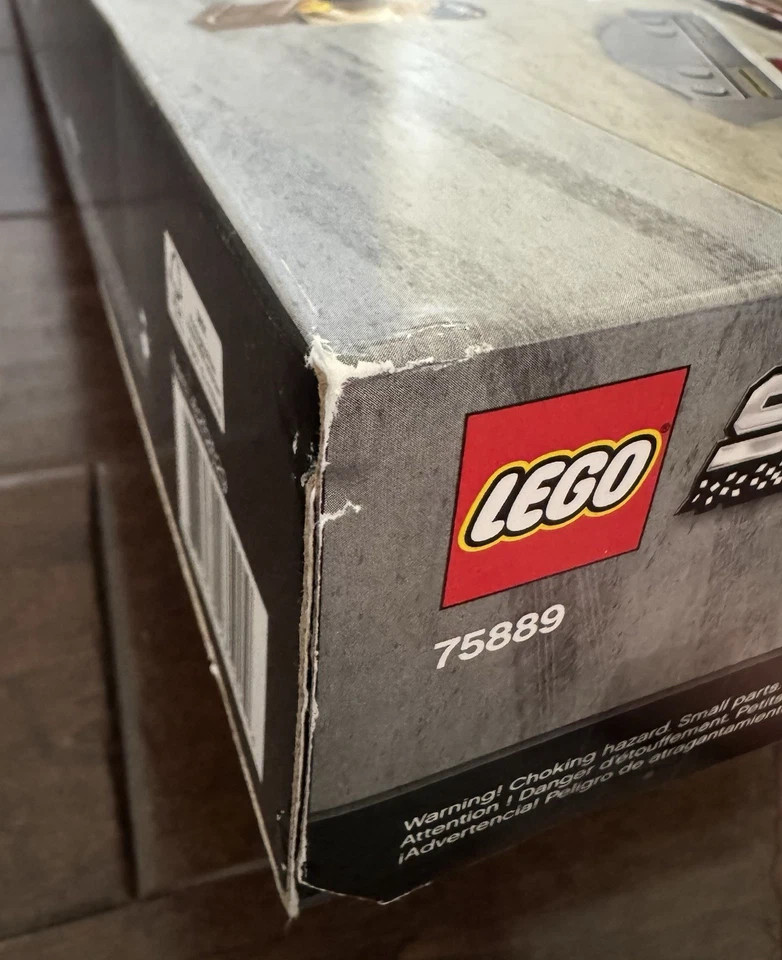 LEGO SPEED CHAMPIONS: Ferrari Ultimate Garage 75889 - Image 3 of 4