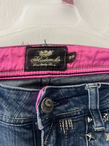 Jeans With A Kiss On Them Size 25 - Picture 3 of 7