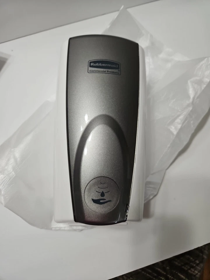 Dispensador automático de jabón de manos Rubbermaid AutoFoam montado en la pared blanco/gris perla Foto 3 de 4