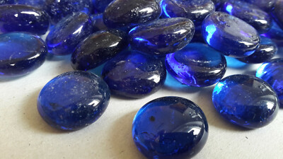 150 BLAUE GLASNUGGETS Glassteine Muggelsteine Mosaiksteine Deko ca. 18 - 22 mm 