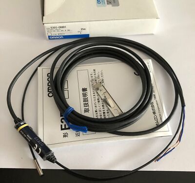 1PC New IN BOX Omron PLC E2EC-CR8D1 2M free shipping