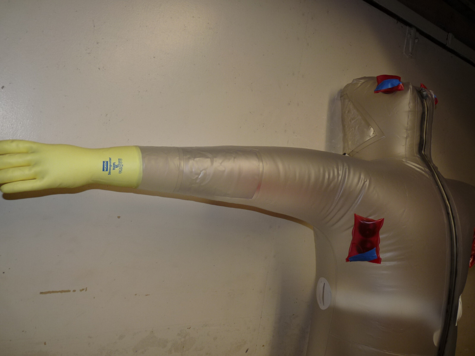 Inflatable supplied air PVC hazmat nuclear radiation protection suit  XL  NEW