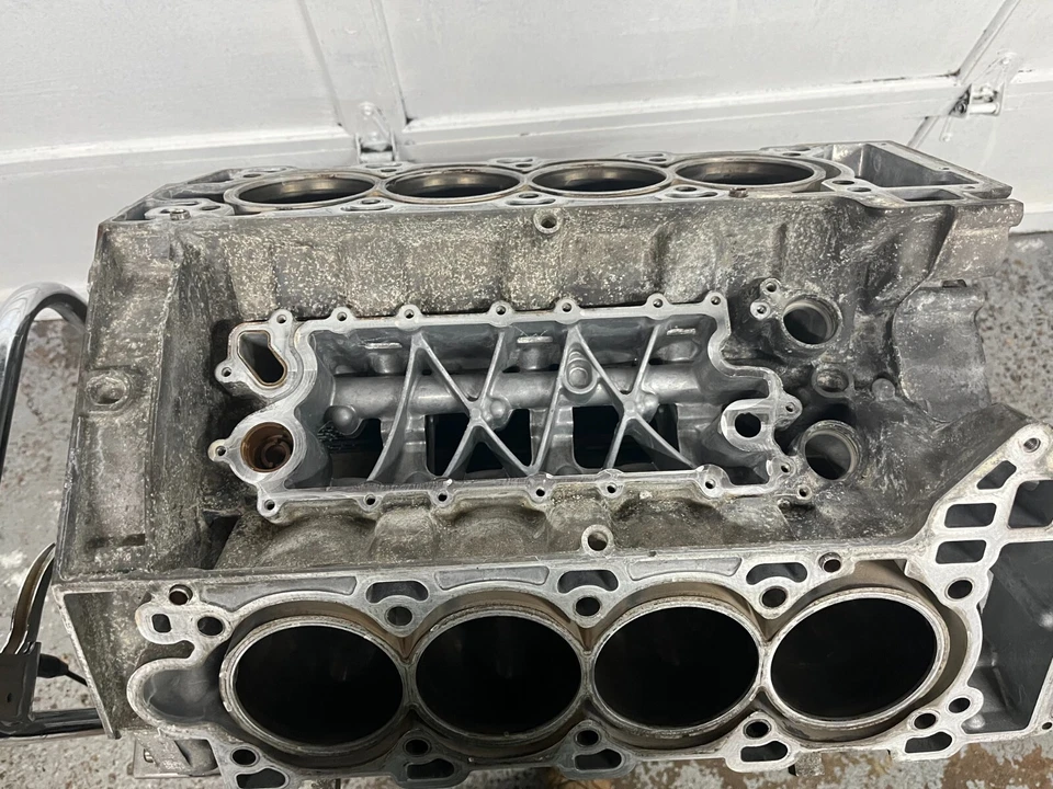 BLOQUE DE CILINDROS MOTOR LR4 ROVER SPORT L320 L322 5.0 AJ133 (NO SC) Foto 2 de 4