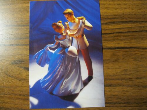 WALT DISNEY COLLECTORS CLUB WDCC POSTCARD CINDERELLA AND THE PRINCE DANCING (2) - Picture 1 of 1