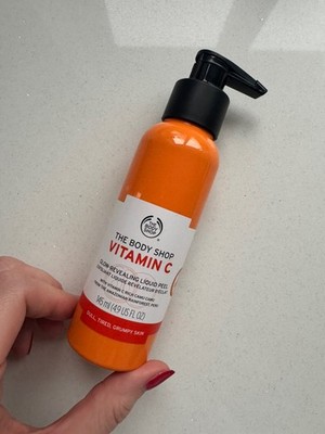 The Body Shop - Vitamin C Glow-Revealing Liquid Peel - 145 ml