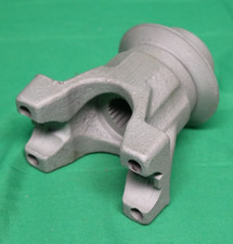Used Ford 8 Rear End Rearend Short Style 4-12 Flange Yoke 25 Spline - Mustang