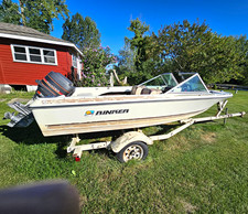 1983 15' Rinker Project Boat and Trailer