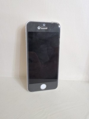Apple iPhone SE (1st Generation) A1662 for parts/Repair White