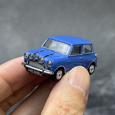 1:64 Morris Cooper S Diecast Alloy Car Model with Detailed Craftsmanship Blue