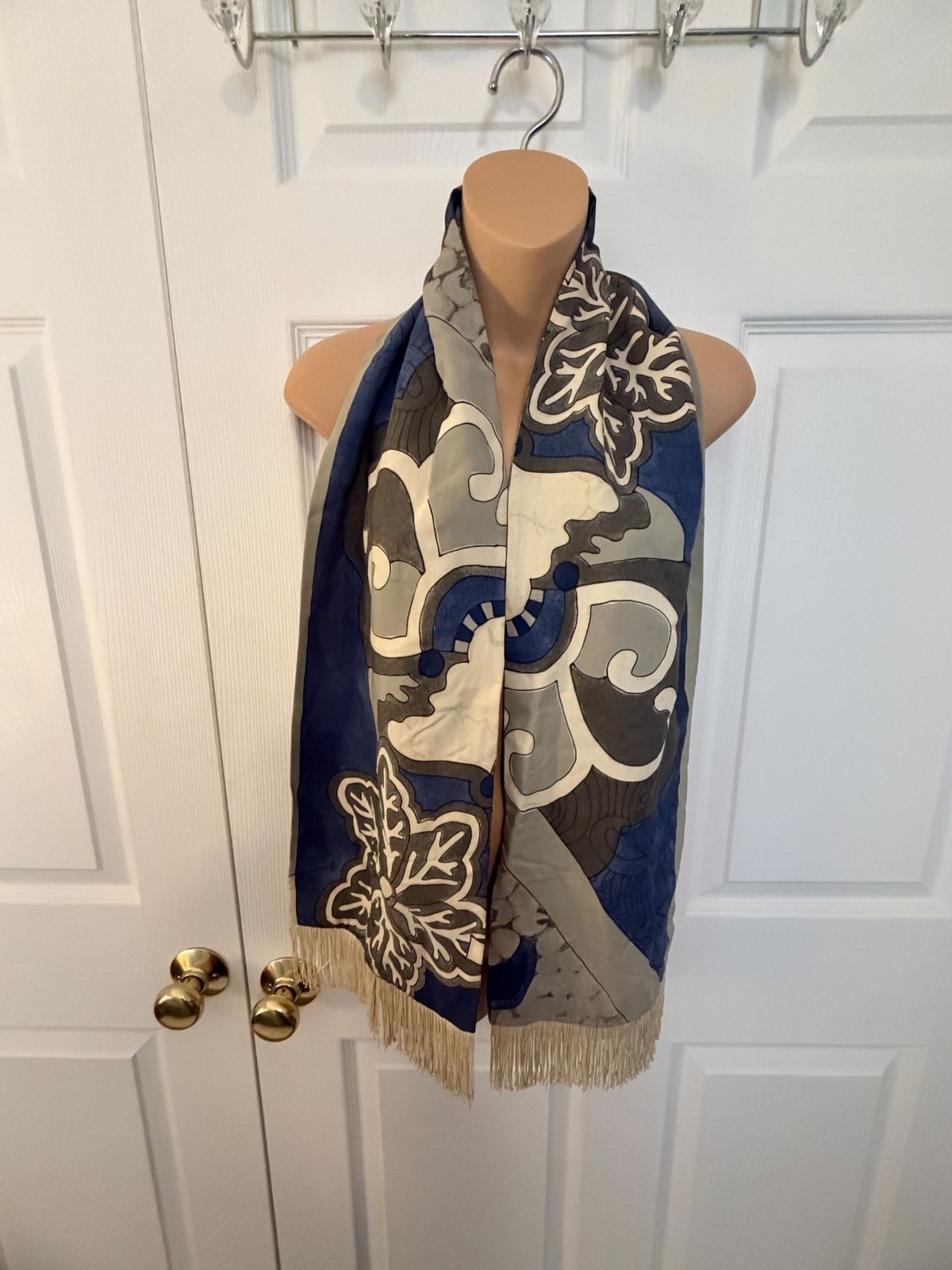 Fringed Rectangular Scarf Reversible Two Differen… - image 5