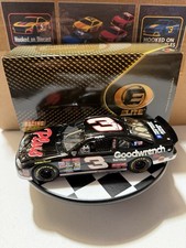 DALE EARNHARDT ELITE 3 GM GOODWRENCH SERVICE PLUS 1999 1/24 Nascar Diecast