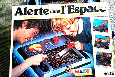   ALERTE DANS L'ESPACE  