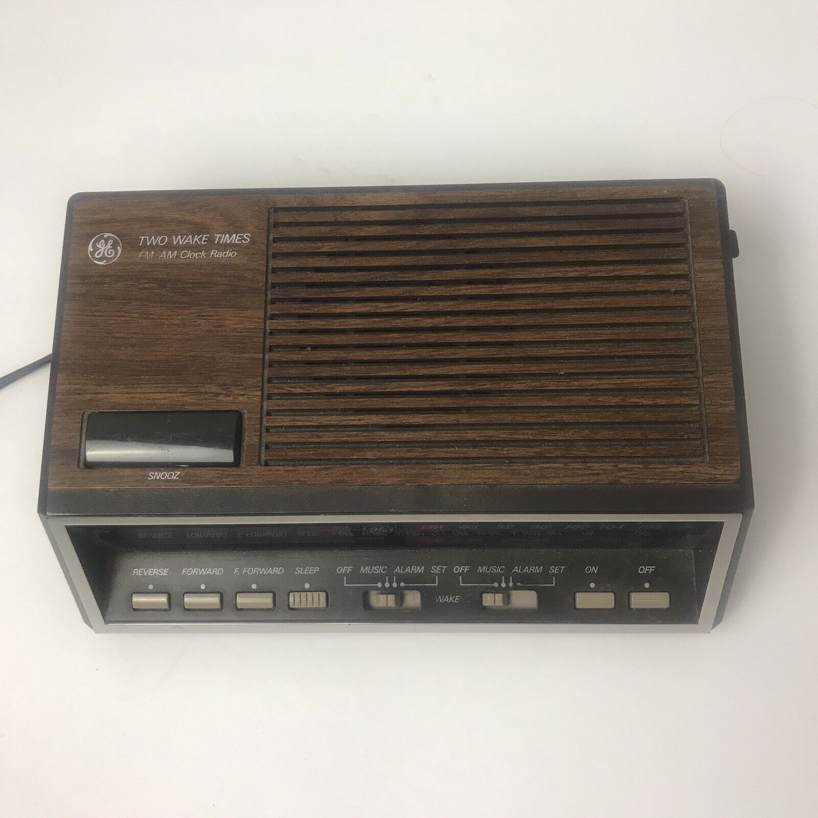 Vintage GE AM/FM Dual Alarm Clock Radio Model 74616B eBay