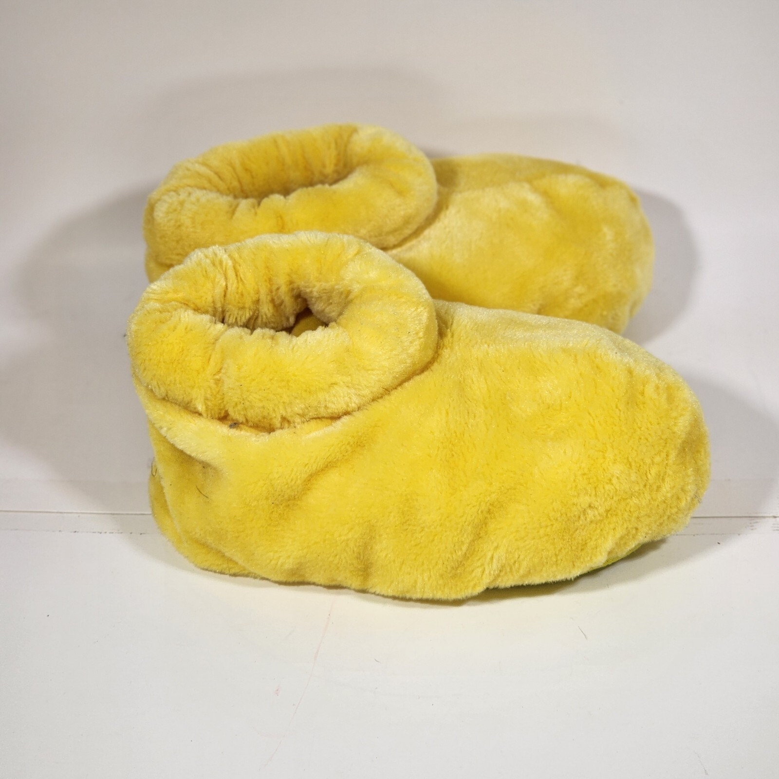 PANTOFOLA D’ORO Pantofole Parchi Disney Taglia Adulto PICCOLA Piedi di Topolino Peluche Giallo