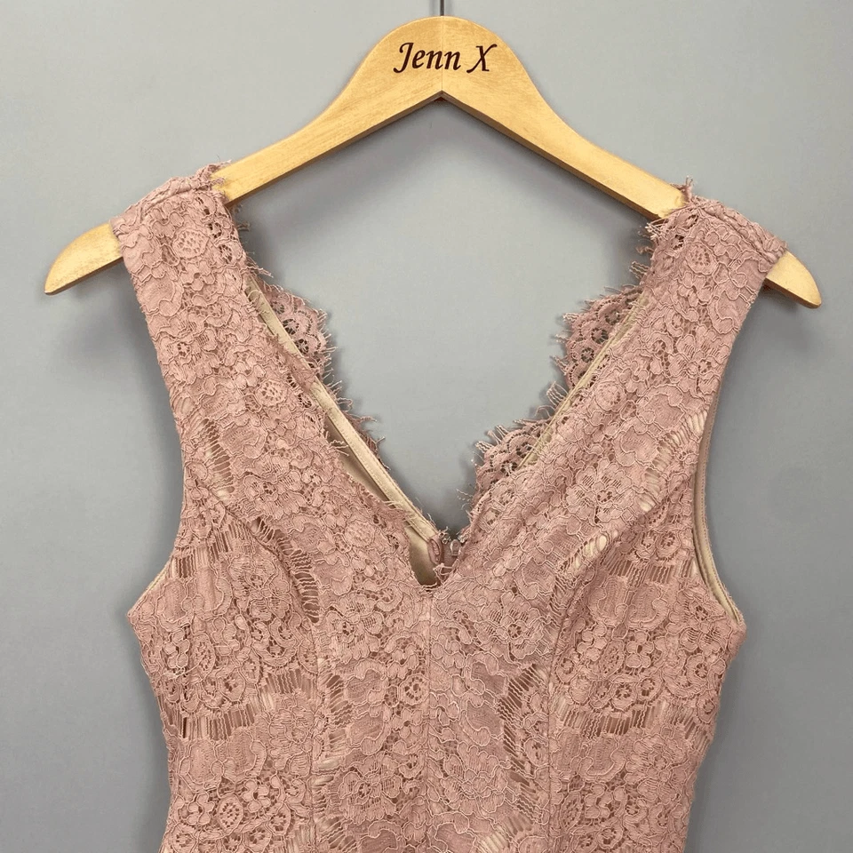 Vestido Trixxi Clothing Rosa Rubor Sin Mangas Ajuste y Acampanado Talla M Floral Encaje Foto 2 de 4