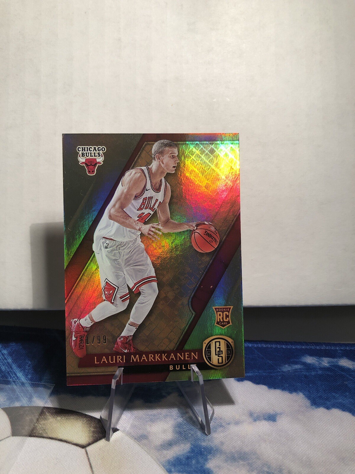 2017 Panini Chronicles Gold Standard /99 Lauri Markkanen Rookie RC