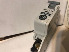 Allen Bradley 1492-CB1G150 Circuit Breaker Series B 15A 1492CB1G150