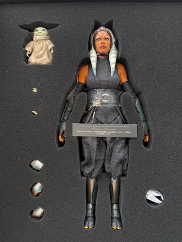 Hot Toys - DX21 - Star Wars Ahsoka Tano and Grogu - 1/6 Scale Collectible Figure - Picture 3 of 6