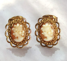Vintage 9ct Yellow Gold Shell Cameo Oval Stud Earrings 375 Hallmarked