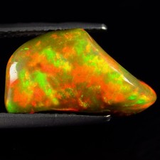 4,21 Cts ALEGRE 100 % NATURAL MULTI JUEGO COLOR FANTASÍA CAÍDAS ÓPALO WELO SÓLIDO