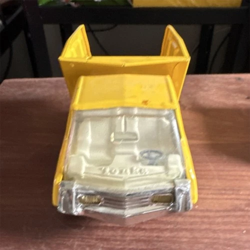Tonka Vintage Yellow Pressed Steel Dump Truck Toy Vehicle Construction Model