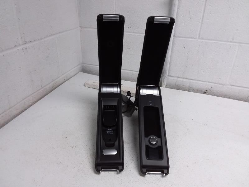 RIGHT & LEFT ARM REST BENTLEY FLYING SPUR  2007 Console, Front 831101