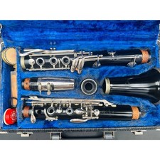 Pristine Leblanc Bb-Flat Clarinet and Case  All Reeds  Accessories - Original