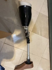 Ossur 1900 Prosthetic Knee.  T O T A L knee 1900.  Ossur Prosthetic Complete